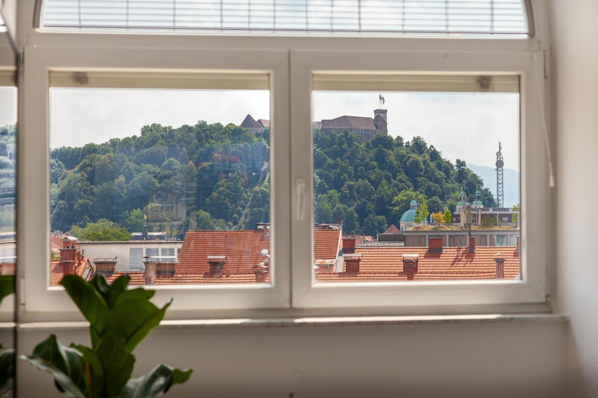 Luxe Penthouse With A Castle View Lublana Zewnętrze zdjęcie